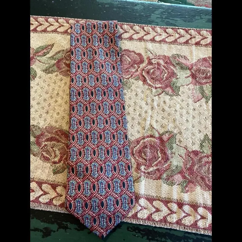 Elegant Bolgheri Italian Silk Tie - Red and Blue Pattern
